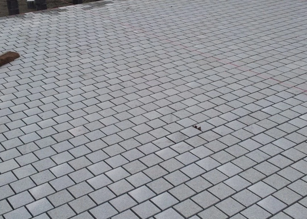 Paving Mechanized Cobblestones